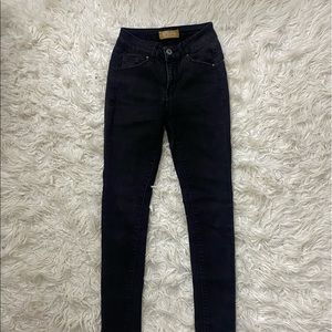 Black Skinny Jeans